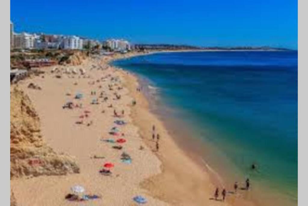 Cozy Ap Renovado 1ª Linha De Praia - Armacao Pera Armação de Pêra Buitenkant foto